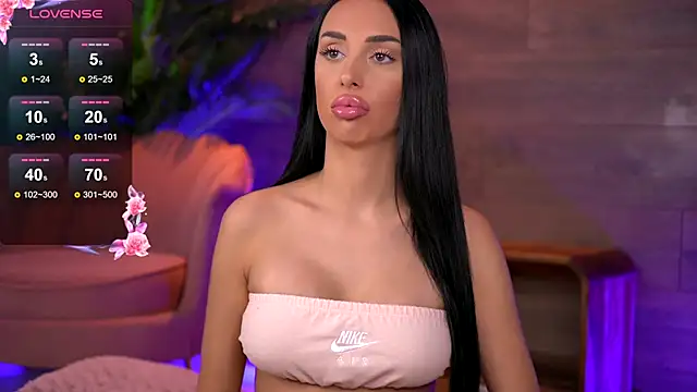 KairaAndrews online show from October 11, 6:50 pm