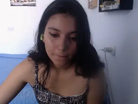 HannaKlein online show from March 8, 1:47 pm