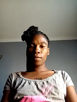 hoittytoittyxx online show from October 27, 4:11 pm