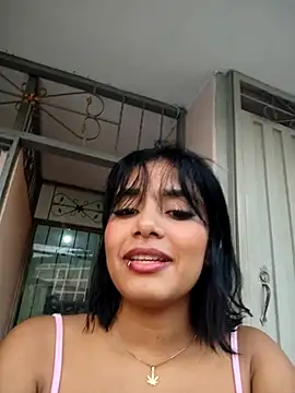 caro03x online show from November 3, 10:21 pm