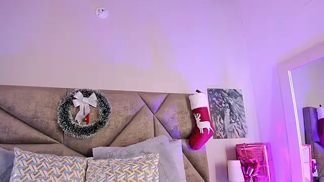 Salomesimos1 online show from December 14, 11:50 am