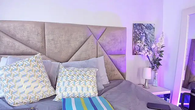 Salomesimos1 online show from January 22, 8:06 pm