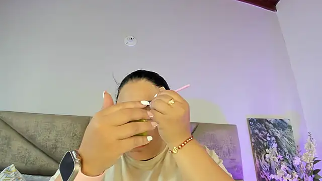 Salomesimos1 online show from January 25, 4:35 pm