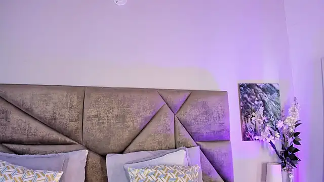 Salomesimos1 online show from January 30, 9:36 pm