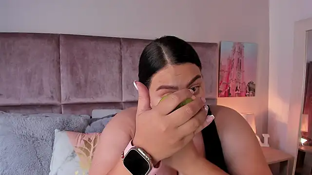 Salomesimos1 online show from February 20, 4:46 pm