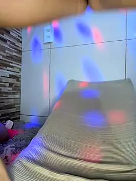 Snapshot of exquentadamay chatting on November 20, 2:28 pm exquentadamay online show from November 20, 2:28 pm