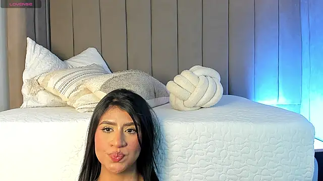 Elise Diamond online show from April 11, 1:54 am