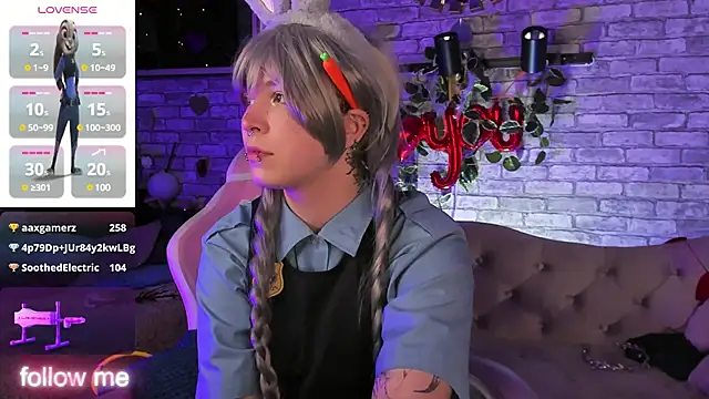 Alex Howell online show from March 15, 12:36 am