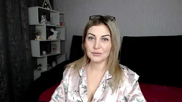 Amelia Harper online show from January 24, 2:08 pm