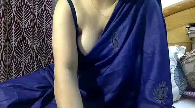 Snapshot of SubmissiveJyotika chatting on January 30, 10:19 pm SubmissiveJyotika online show from January 30, 10:19 pm