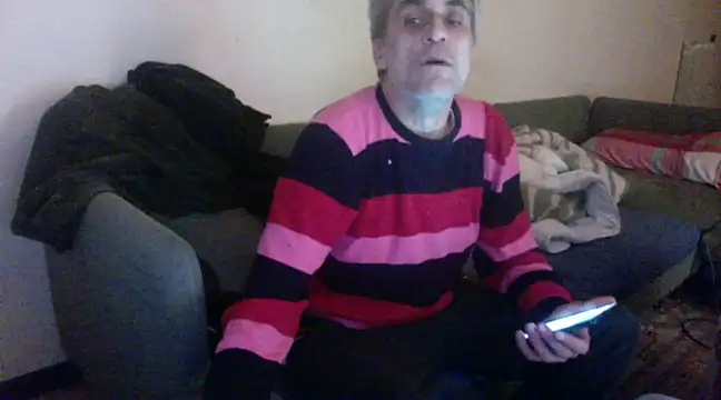 Snapshot of skossa777 chatting on December 18, 6:03 pm skossa777 online show from December 18, 6:03 pm