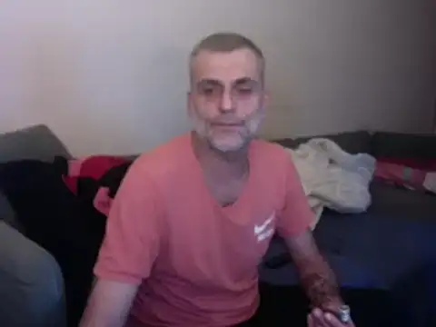 Snapshot of skossa777 chatting on January 5, 6:13 pm skossa777 online show from January 5, 6:13 pm