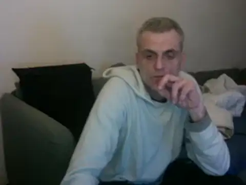 Snapshot of skossa777 chatting on February 10, 5:30 pm skossa777 online show from February 10, 5:30 pm