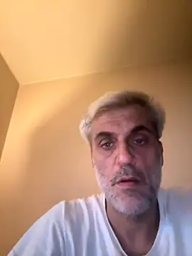 Snapshot of skossa777 chatting on September 21, 8:43 pm skossa777 online show from September 21, 8:43 pm