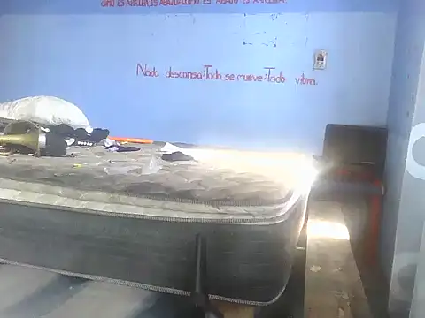 Snapshot of oaxacaSex chatting on June 21, 8:44 pm oaxacaSex online show from June 21, 8:44 pm