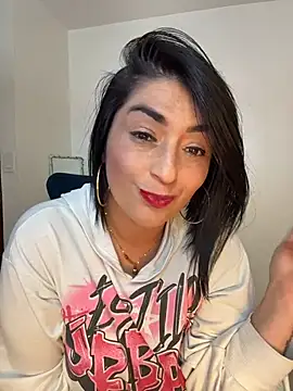 karenlennox1 online show from March 13, 10:05 pm