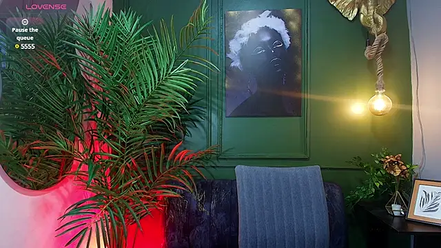 emilybaboo online show from March 11, 3:56 pm