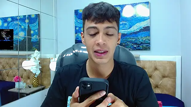 SkinnyBoy  online show from October 13, 12:27 pm