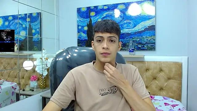 SkinnyBoy  online show from November 8, 7:23 pm