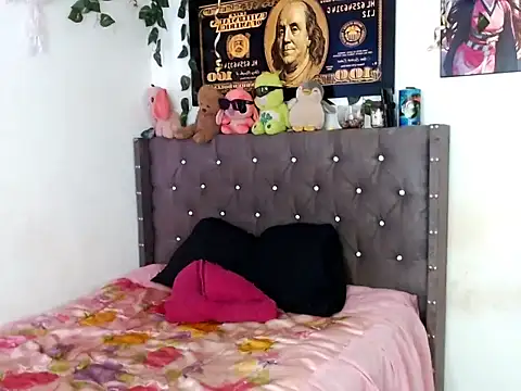 Snapshot of stefanny_hot03 chatting on October 22, 2:17 pm stefanny hot03 online show from October 22, 2:17 pm