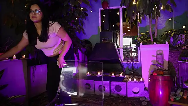 Sophia wilsonn  online show from October 31, 9:10 am