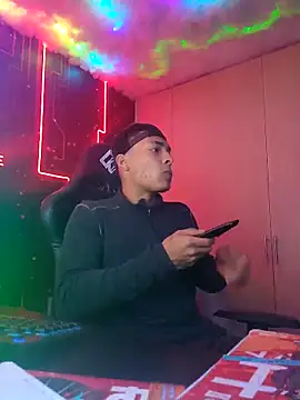 Jhonyblack 1 online show from December 1, 9:20 pm