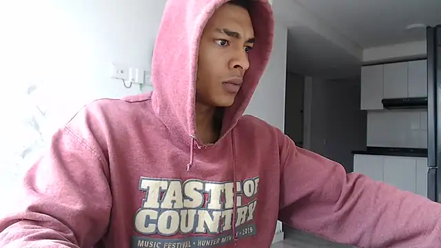 Snapshot of Jhonyblack_1 chatting on December 22, 2:25 pm Jhonyblack 1 online show from December 22, 2:25 pm