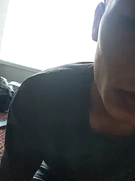 Snapshot of Jhonyblack_1 chatting on February 19, 10:17 pm Jhonyblack 1 online show from February 19, 10:17 pm