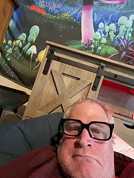 Mimmoromeo1973 online show from February 12, 5:41 pm