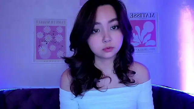 Fluffy Rose online show from January 15, 11:53 am