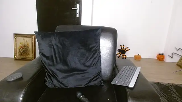 JuicyJanexo online show from October 11, 4:22 am