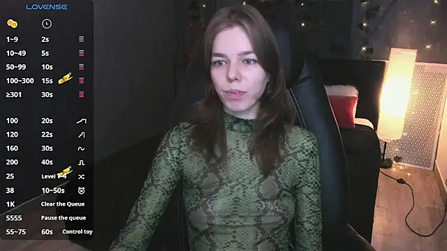 Tina Tayllor online show from December 3, 2:16 pm