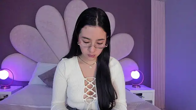 Snapshot of Susa1userma_ chatting on June 5, 10:32 am Susa1userma online show from June 5, 10:32 am