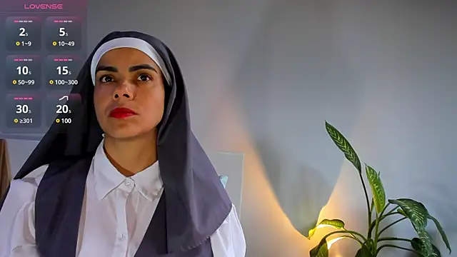 ClaraMariaMon online show from December 13, 6:59 pm