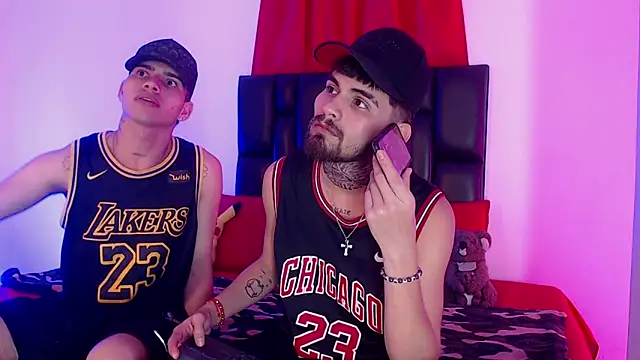 Snapshot of Brutal_Sex_Fucking chatting on February 15, 9:26 pm Brutal Sex Fucking online show from February 15, 9:26 pm