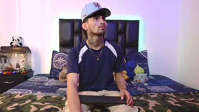 Brutal Sex Fucking online show from February 4, 8:25 pm