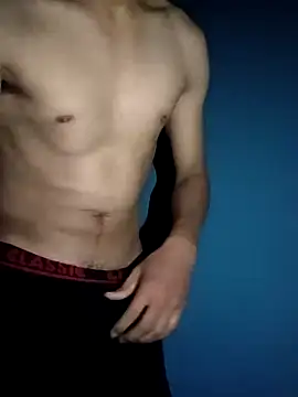 xyrus  online show from February 13, 5:54 pm