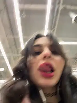 mollydoorsis1 online show from January 24, 3:02 pm