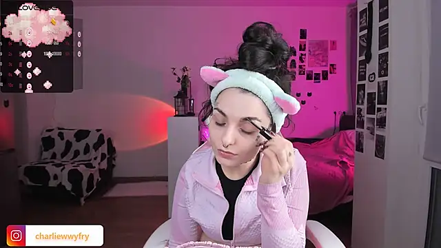 mollydoorsis1 online show from February 5, 4:36 pm