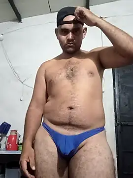 travieso2893 online show from October 18, 4:48 am