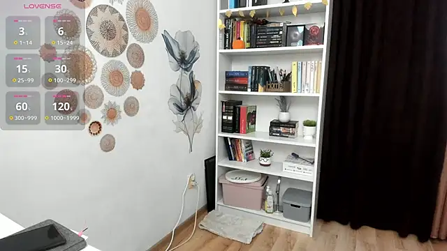 CrissNight online show from September 12, 8:03 am