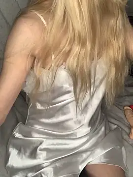 Lolitaxlola online show from December 13, 8:58 pm