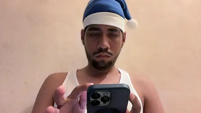EnriquePersian197 online show from December 25, 9:54 pm