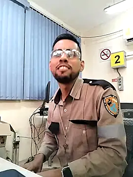 EnriquePersian197 online show from October 9, 3:21 pm