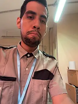 EnriquePersian197 online show from June 18, 2:54 pm