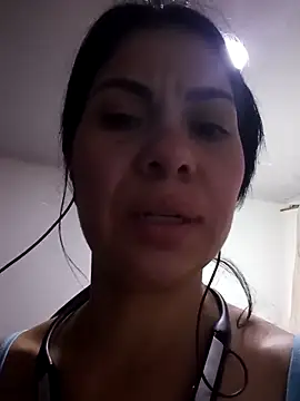 saralunabella online show from December 28, 2:11 am