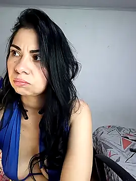 saralunabella online show from January 31, 6:57 pm
