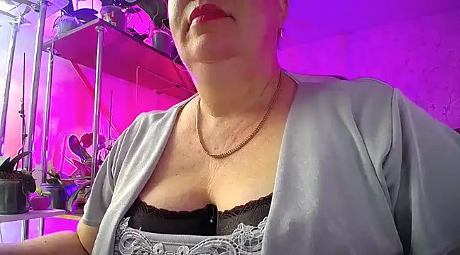  Sweet Woman online show from January 30, 9:04 am