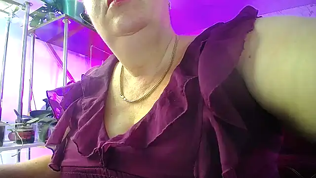  Sweet Woman online show from September 11, 4:01 am