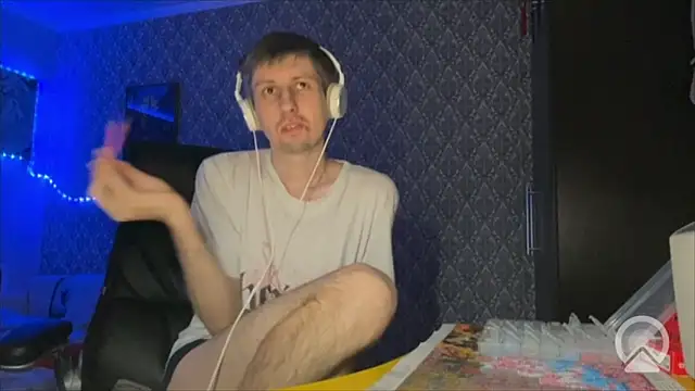 Aki-Laky online show from April 8, 6:52 pm